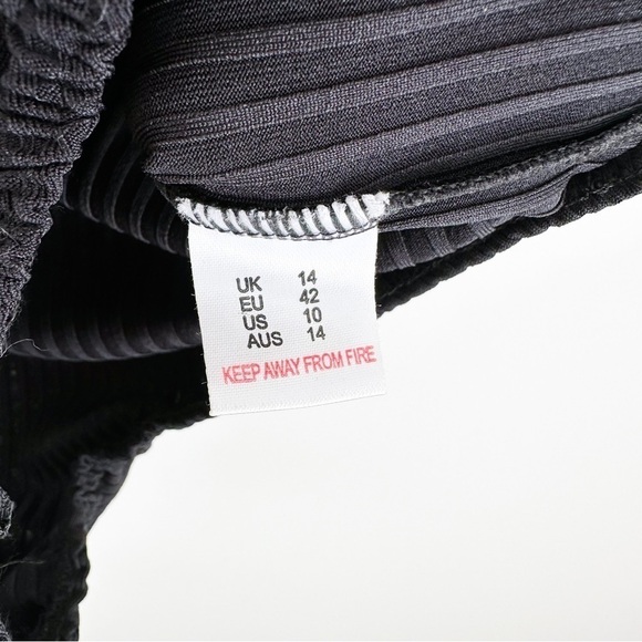 NWOT Missguided Black Ribbed Mock neck Sleeveless Bodysuit sz 8 / 10 - Picture 11 of 11